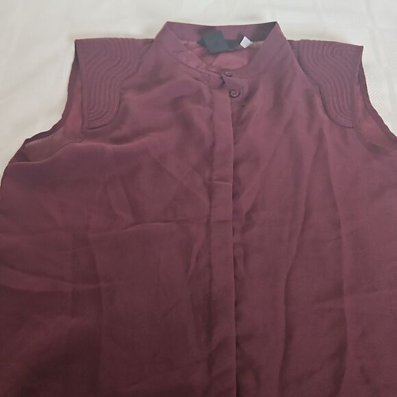 H&M Sheer Sleeveless Button-Down Summer Top Size 2 Burgandy - Picture 15 of 16